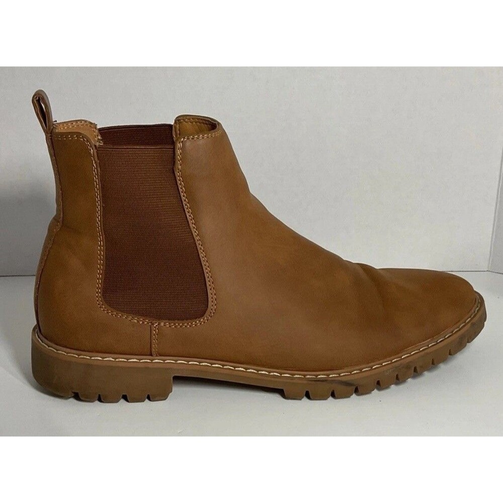 St.John's Bay Men's Asbuy Flat Heel Chelsea Boots Size 9.5